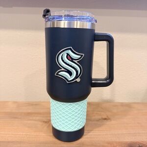 NWT NHL Seattle Kraken insulated 40 oz. Tumbler with handle